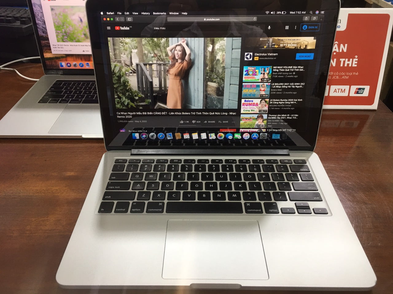 【超美品】MacBook Pro Retina Early 2015 A1502